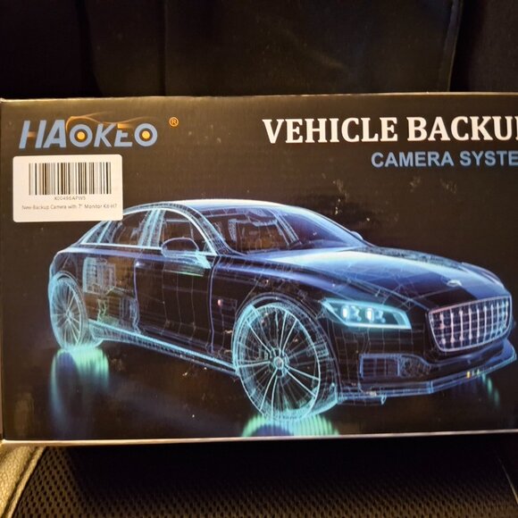 NEW 7" High Resolution Backup Camera - Picture 2 of 11